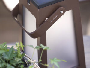 Lanterne Solaire Tinka - Les Jardins
