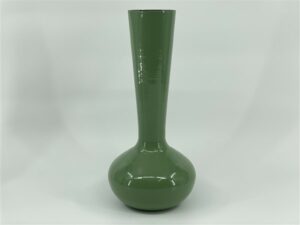 Vase vert métal