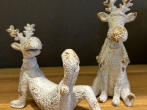 Renne décoratif - Assis